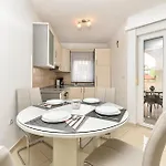 Apartman 396