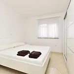 396 Apartman Medulin